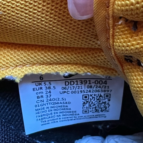 Nike Dunk Low Goldenrod DD1391-004 Men Size 6 - Picture 10 of 11